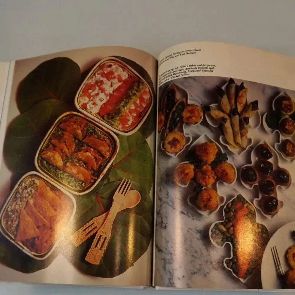 Cooking with Appetizers Bon Appetit Hardcover 1982
